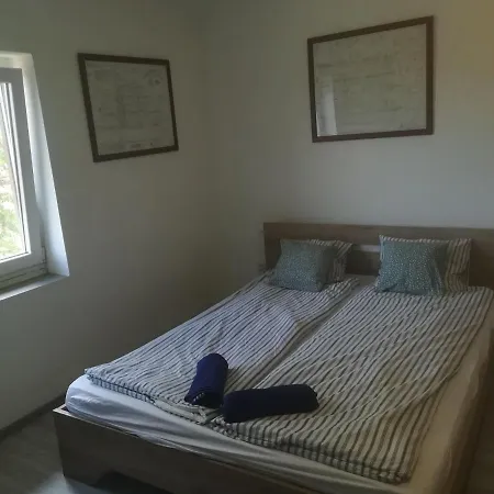 Nopara Gyogysertar Apartman, Soerfozde, Bisztro - Petofi Utca 29 * Tiszafüred